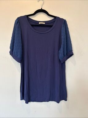 Beacon Navy Short Sleeve Tee with Dot-Textured Sleeves